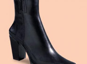 Angela Falconi by Myrto srl